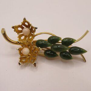 Jade Gold Tone Vintage Brooch